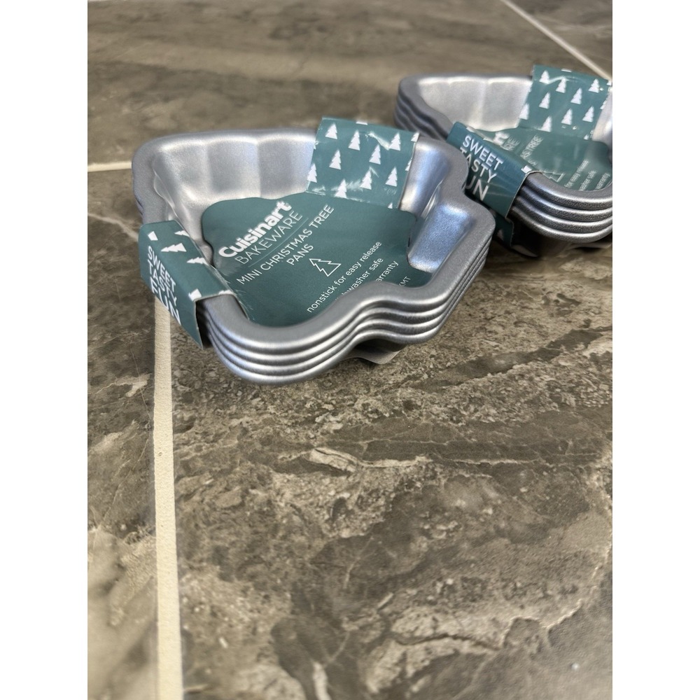 Cuisinart Bakeware Mini Christmas Tree Cake Pans 2 – 4 Piece Set (CMBM-4XMT) New - Picture 4 of 14